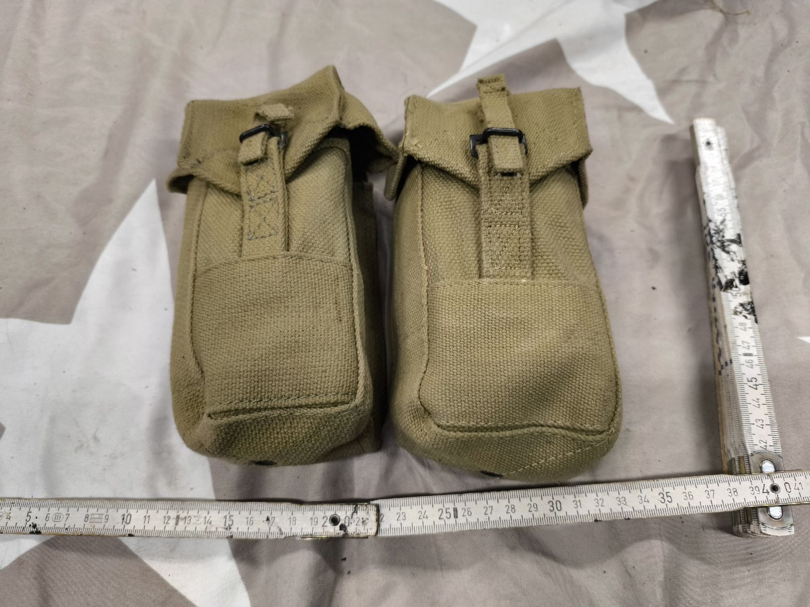 Attrezzatura da arrampicata: Munitionstasche der ausländischen Armee – Usato da Cama venduto da anto_a