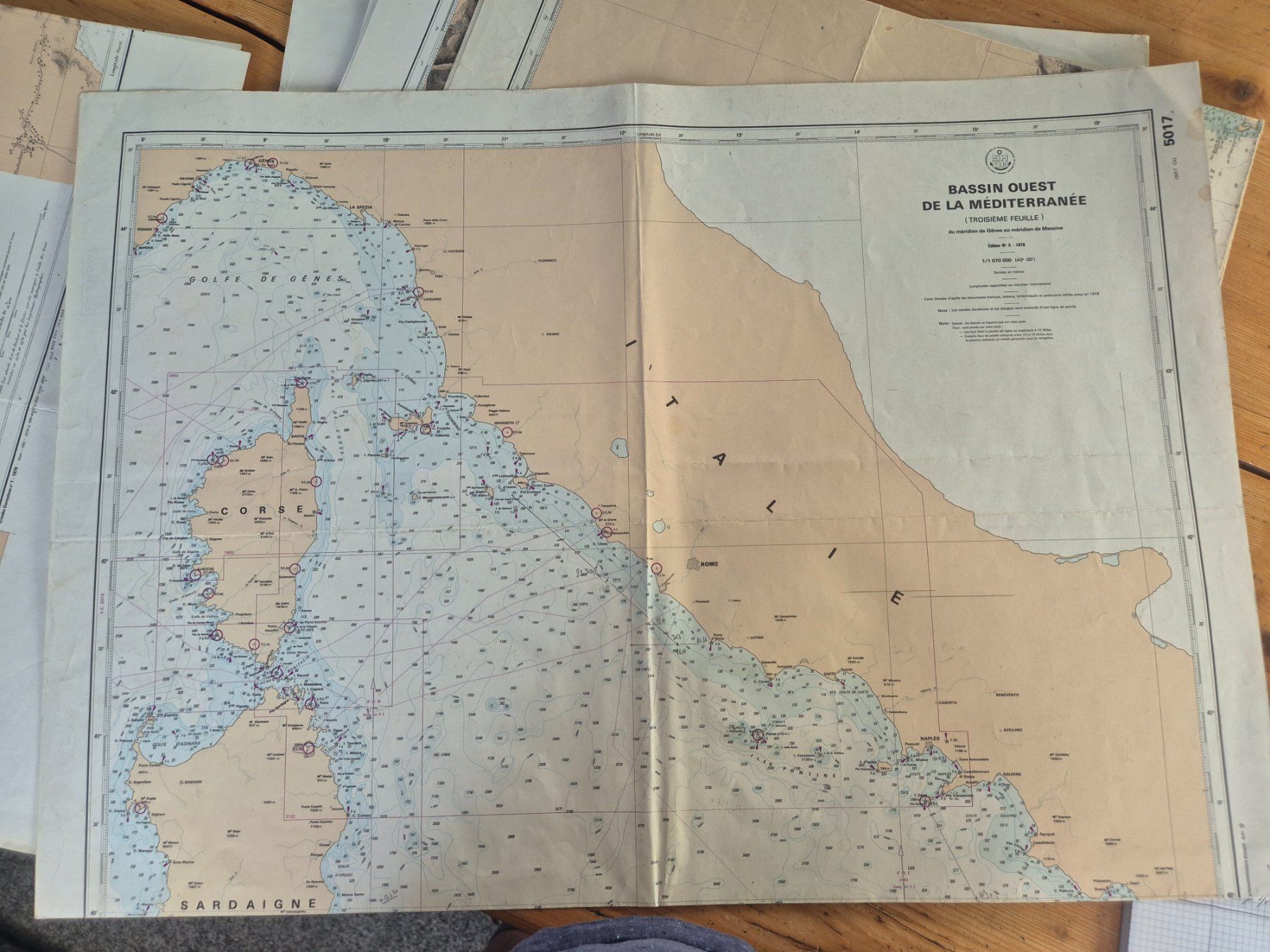 Cartine & Atlanti: CARTES NAVIGATION SHOM – Usato da Versoix venduto da Fmoby
