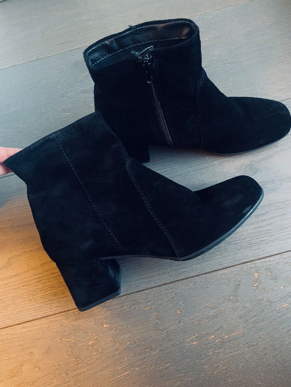 Scarpe da donna: Bottines noires 39 daim – Usato da gland venduto da Moral