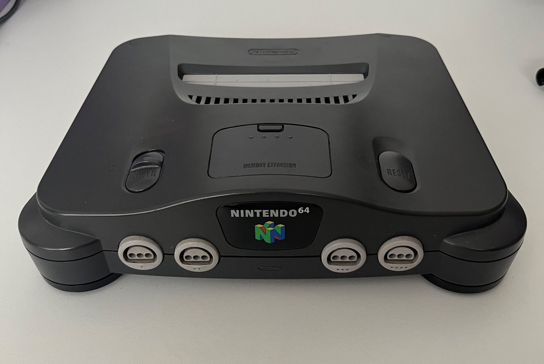 Nintendo Console: Nintendo 64 inkl. Controller und 2 Games – Usato da Dübendorf venduto da Pokemon_TCG-Shop 1