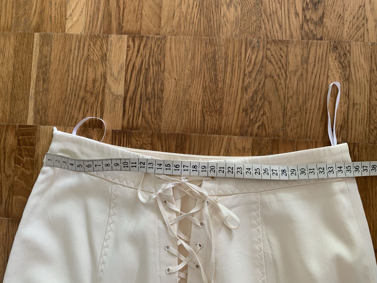 Gonne: Wolford beige jupe – Usato da Zürich venduto da Nikuska32 5