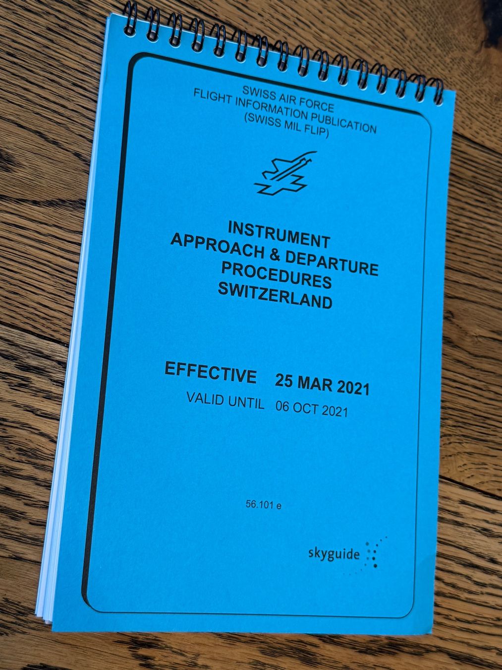 Bücher: Anflugkarten Schweizer Luftwaffe – Gebraucht aus Brütten von Hst1