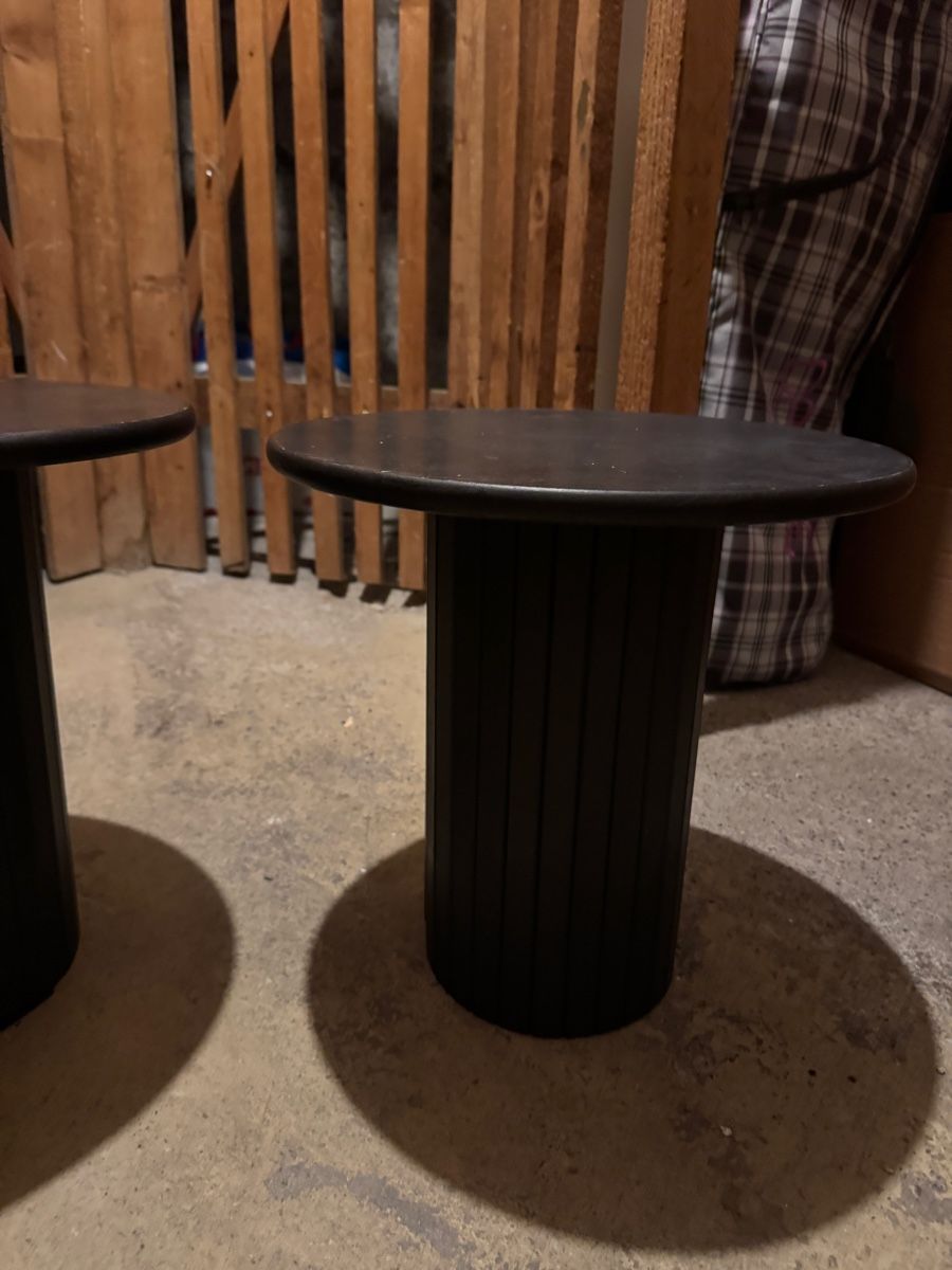 Comodini: Schwarze Beistelltische, 2 Stk – Usato da Bern venduto da rahelaner 1