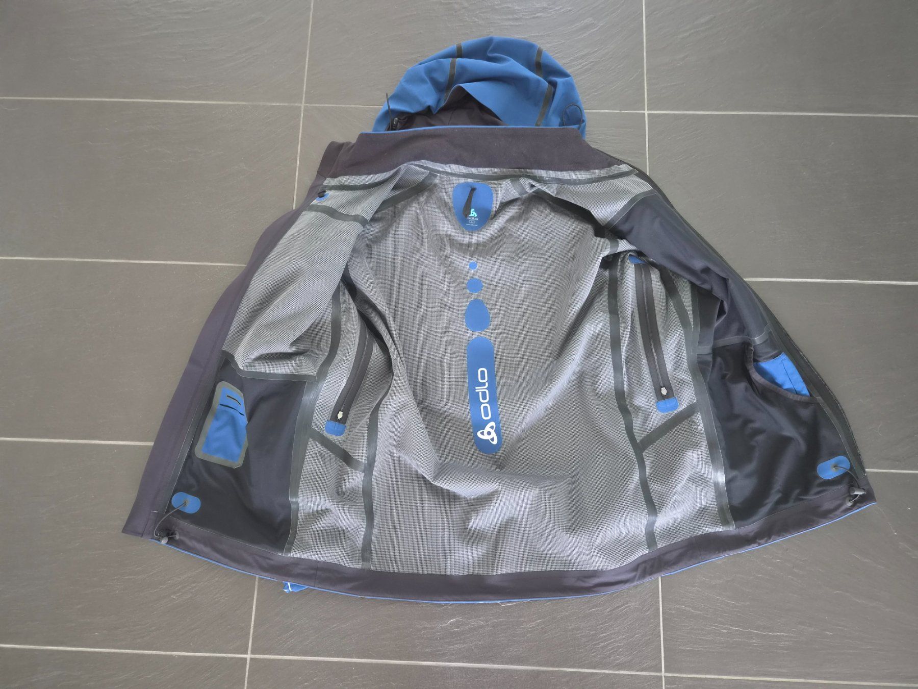 Odlo Giacche: Odlo Regenjacke Gr. L – Usato da Trimstein venduto da luke1007 2