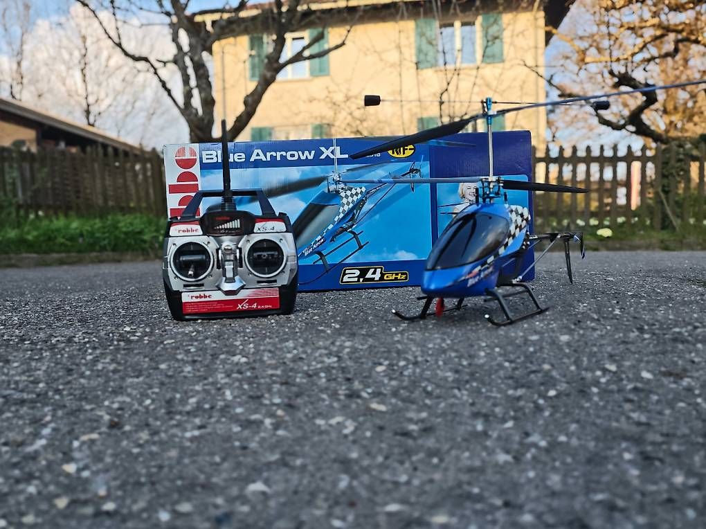 Modellismo RC: RC Helikopter robbe Blue Arrow XL – Usato da Gipf-Oberfrick venduto da mises08