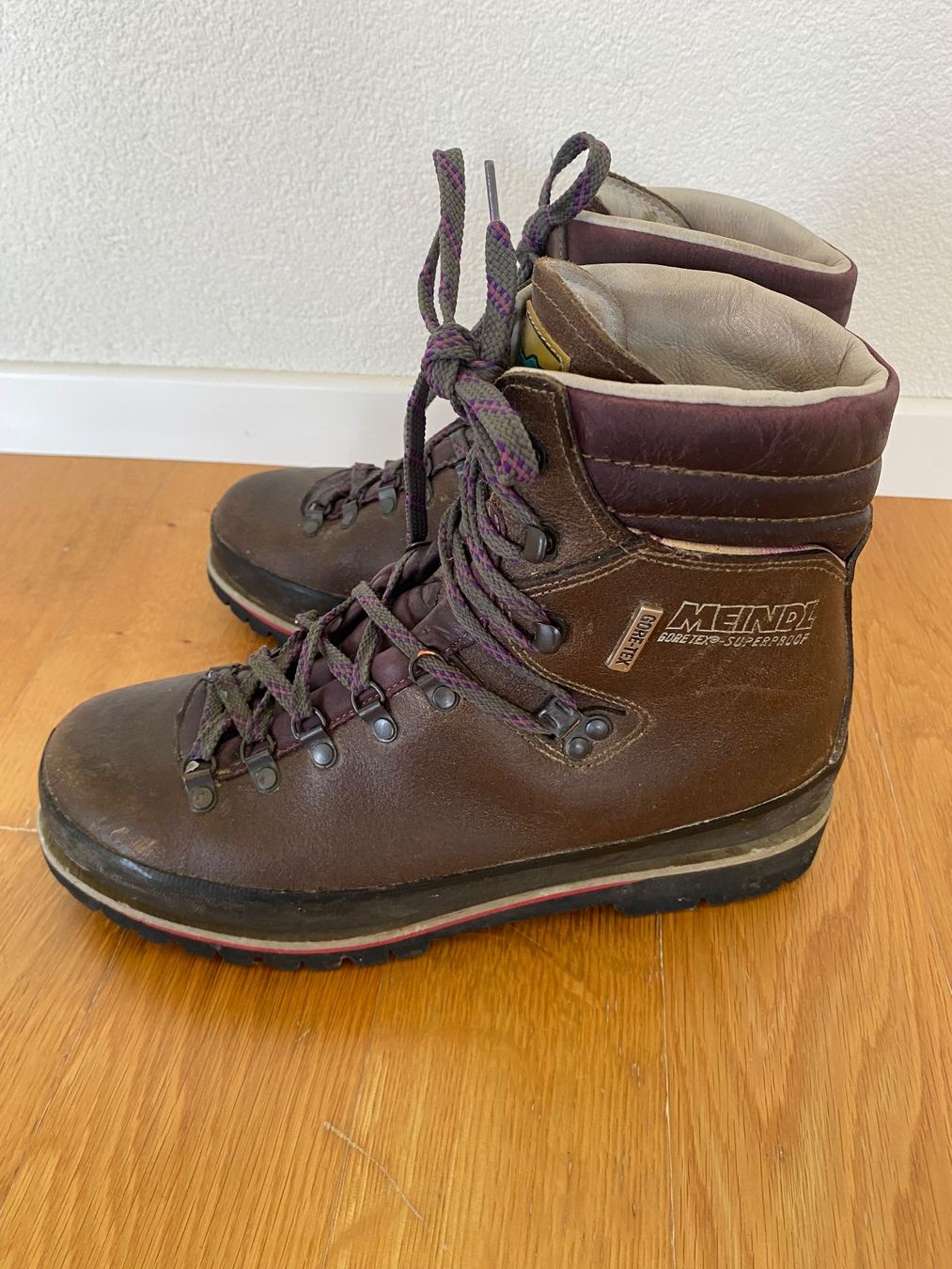 Meindl Herrenschuhe: MEINDL WANDERSCHUHE TOP ZUSTAND – Gebraucht aus Zürich von Fashionparade 1