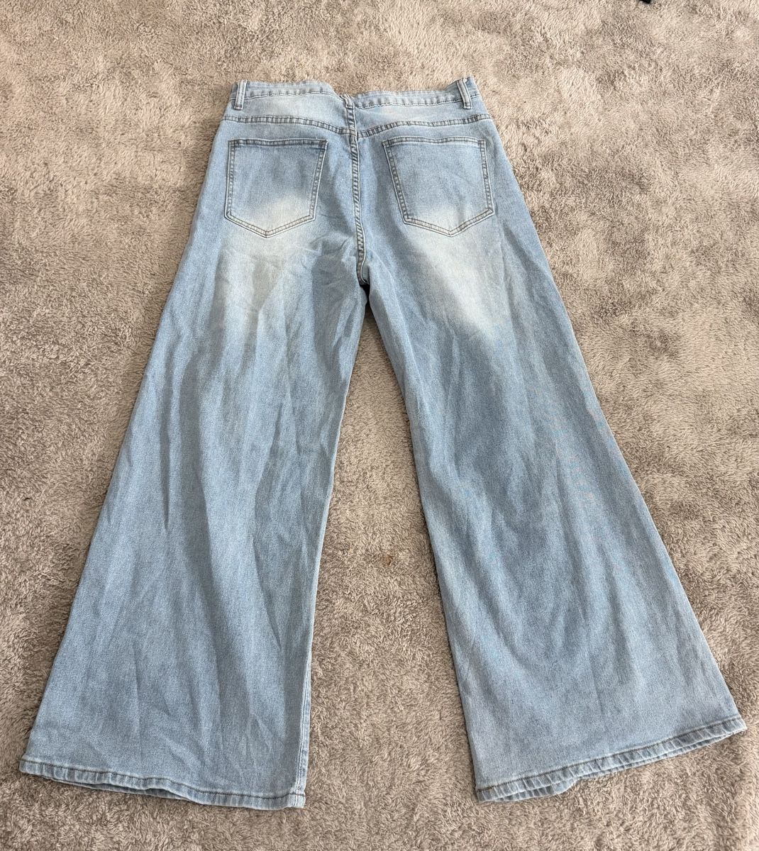 Jeans: Jeans weit geschnitten hellblau Grösse xl neu – Neuf (Voir description) à Winterthur par danyar_1 1