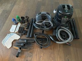 Hyla EST Staubsauger inkl. Zubehör und Originalverpackung