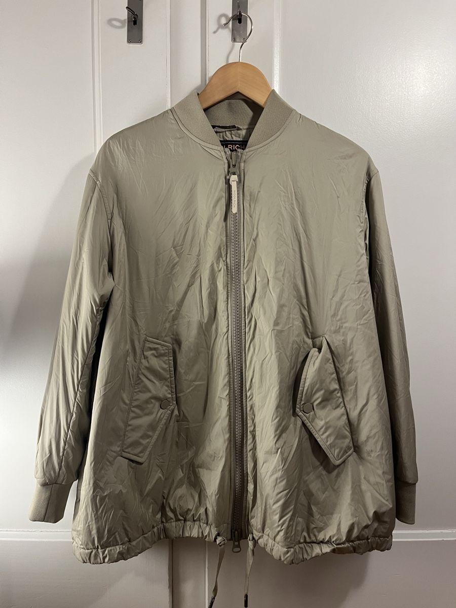 Woolrich Giacche: Woolrich Bomberjacke Beige Gr. S Oversized – Usato da Bern venduto da Camski