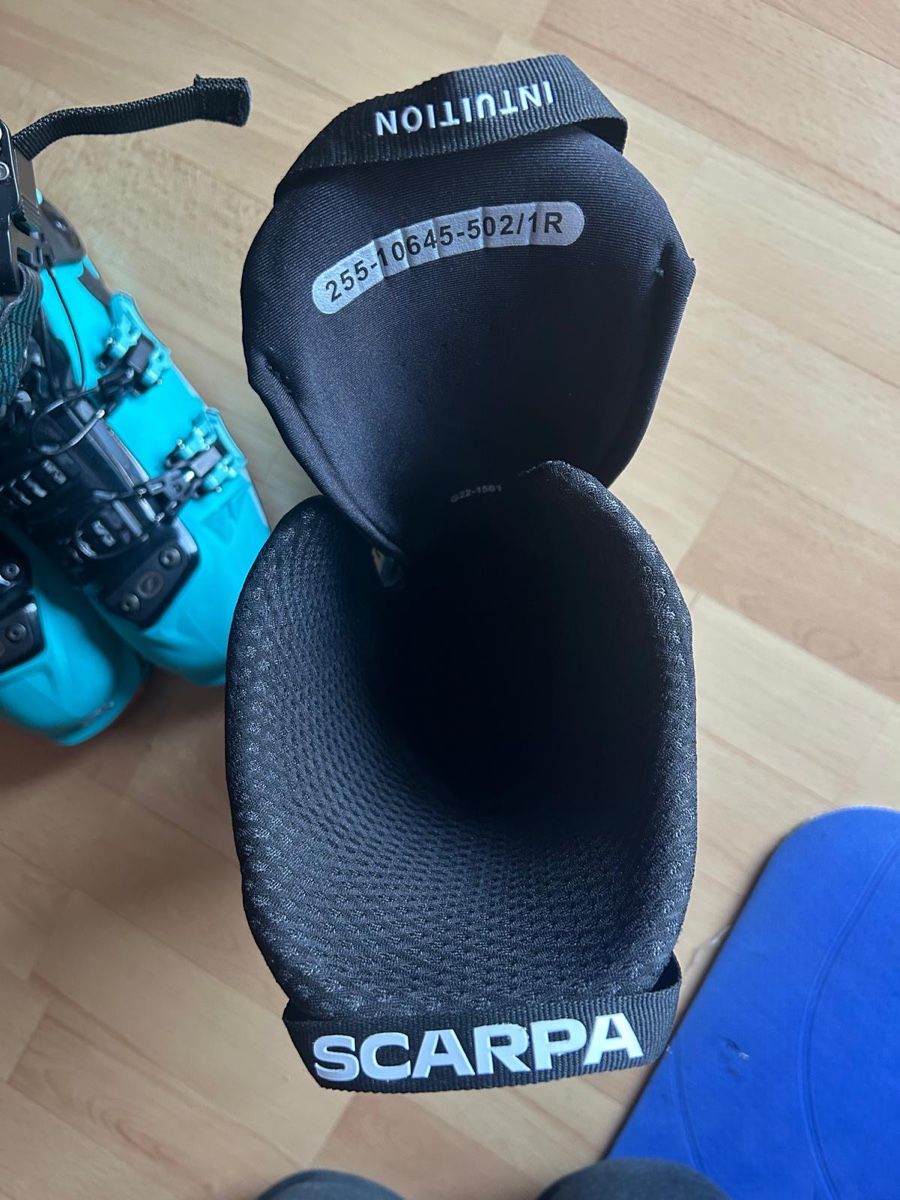 Scarpa Damenschuhe: Scarpa 4-Quattro XT Damen Skischuh – Neu (gemäss Beschreibung) aus Lenzerheide/Lai von andri910 5