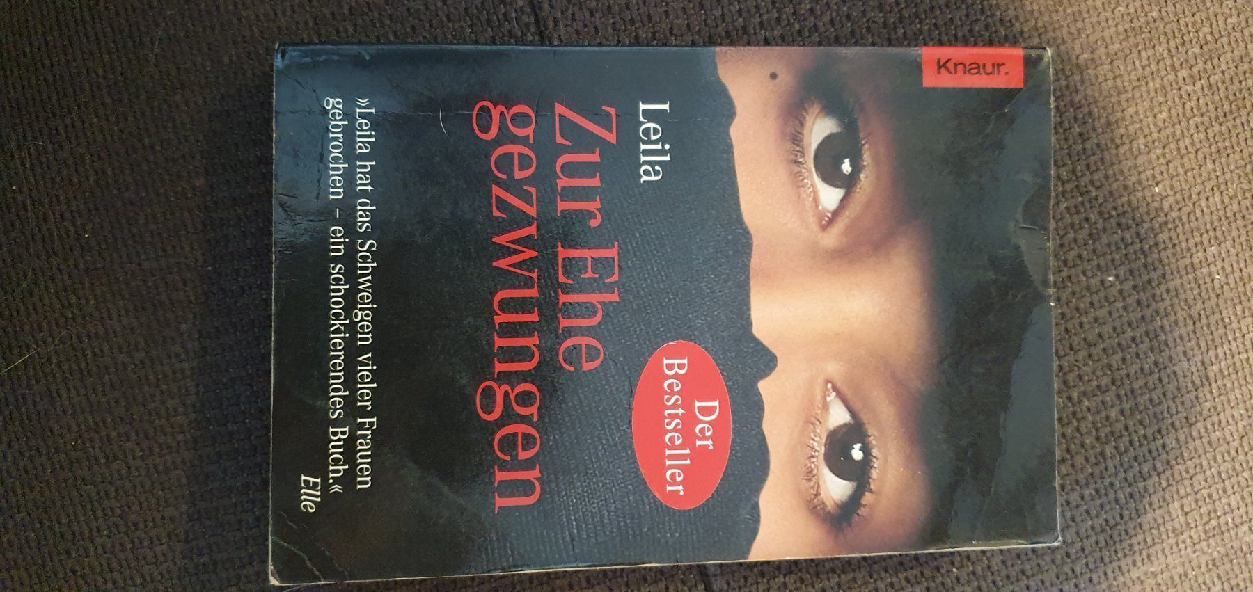 Bücher: Buch zur Ehe gezwungen – Gebraucht aus Flaach von debiles