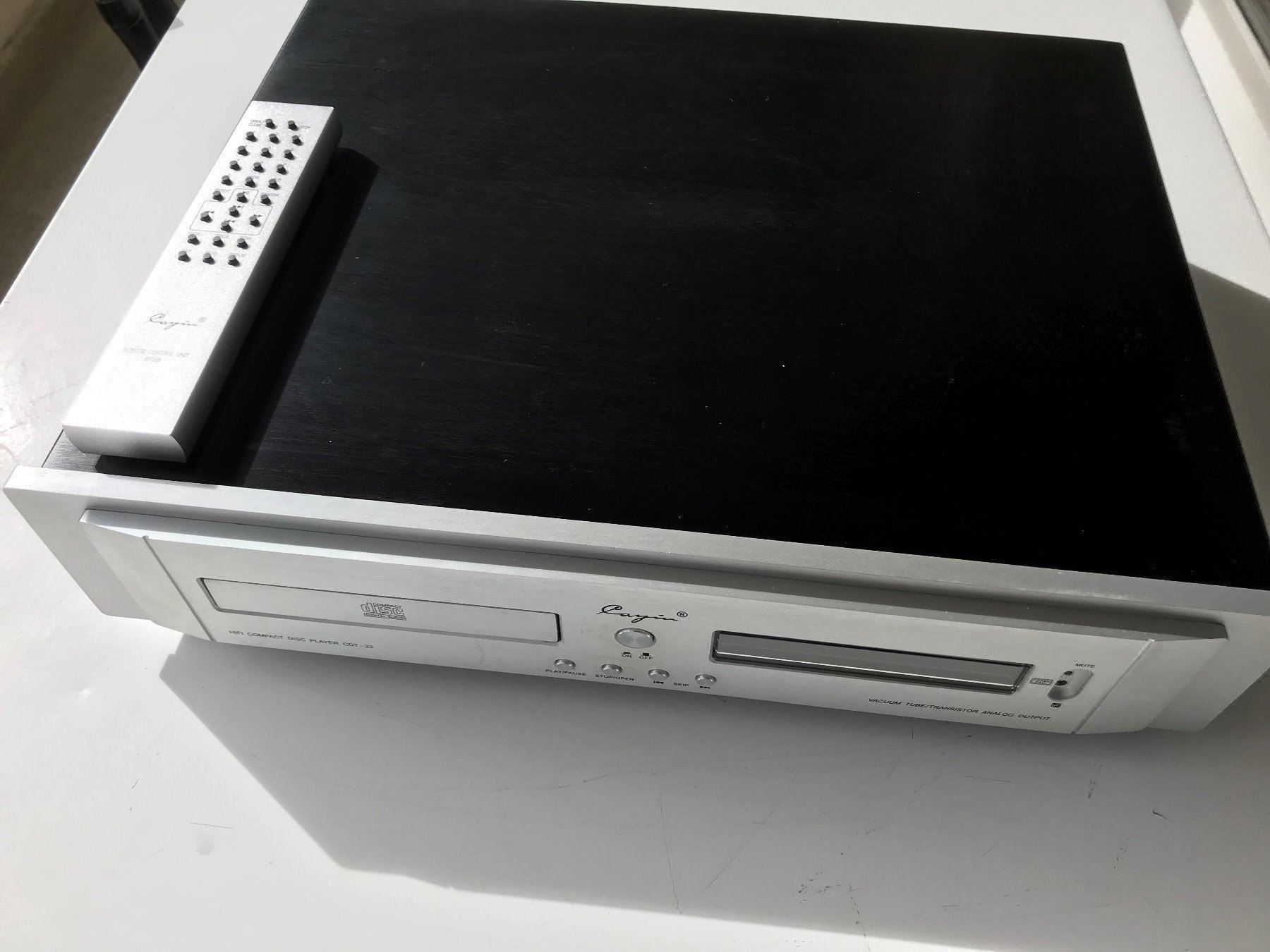 Cayin Lettore multimediale & Streamer: Cayin CD-Player CD600 mit Röhrenausgang – Usato da Meggen venduto da Ale72xa