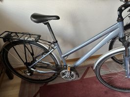 Citybike Crosswave blau gefedert guter Zustand