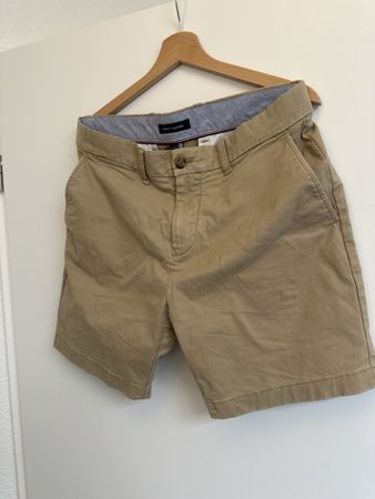 Tommy Hilfiger Chino Shorts beige Grösse 32 guter Zustand