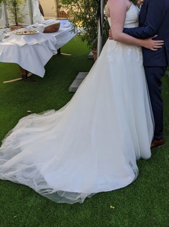 Hochzeitskleid