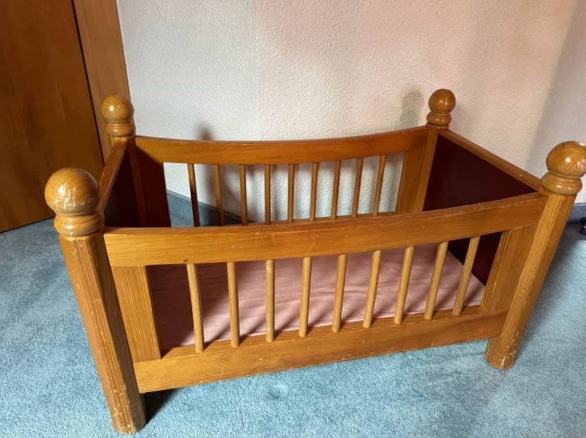 Giocattoli: Puppenbett Holz – Usato da Kloten venduto da S.Bout78 2