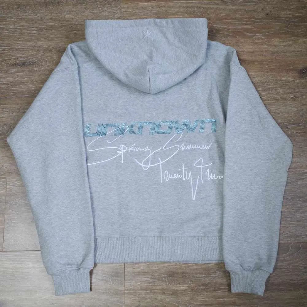 Maglioni & Felpe: Unknown London Sweater – Usato da Blonay venduto da lucy20102012 4