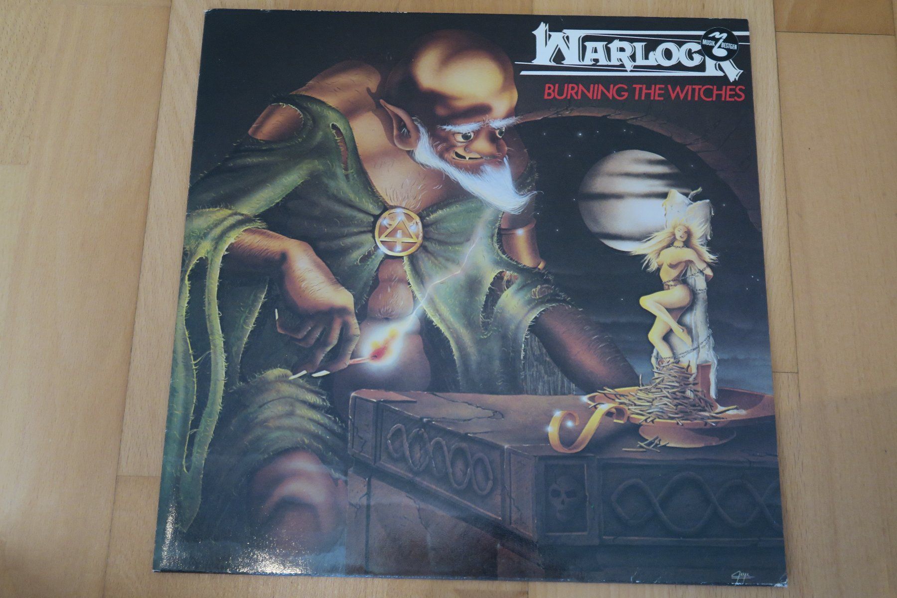 Dischi in vinile: Warlock – Burning The Witches – Usato da Thun venduto da Karibu70