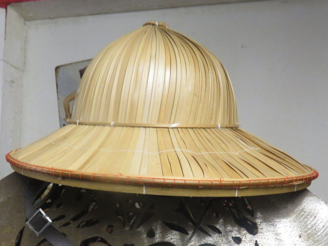 Hüte, Mützen & Caps: Vitnam Hut 🤩 Helm – Gebraucht aus Schötz von Vulkan2 1