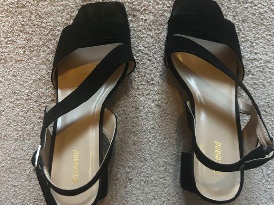 Scarpe da donna: Higheels Schwarz – Nuovo (secondo la descrizione) da Frauenfeld venduto da hannamaria29