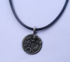 Yin Yang Drache Anhänger an Halskette, Top Zustand!