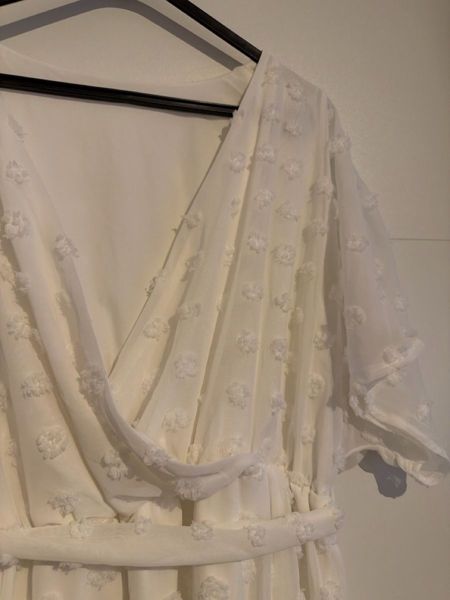 Kleider: Langes Kleid  – Neu und originalverpackt aus Döttingen von chi_8d8b 1