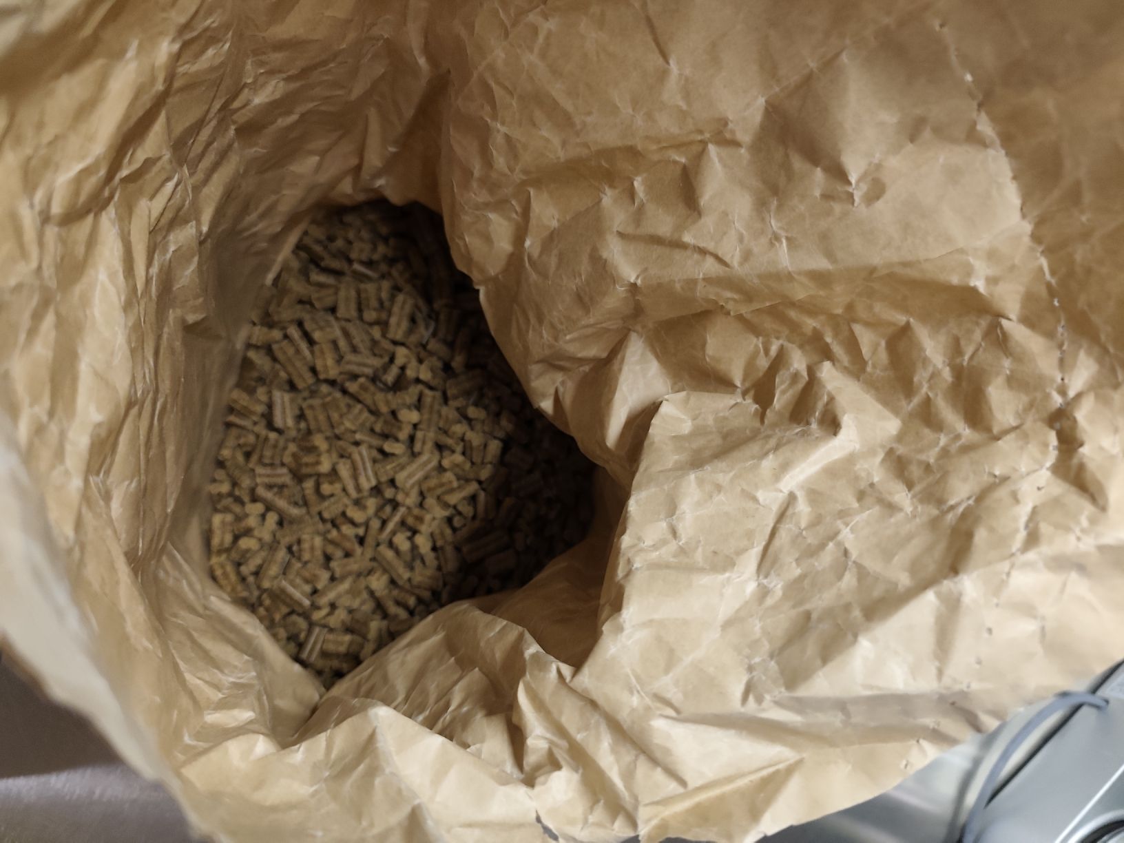 Mangimi: Besserfresser Hundefutter Lachs Süsskartoffel – Usato da Langnau i. E. venduto da Acrjl 3