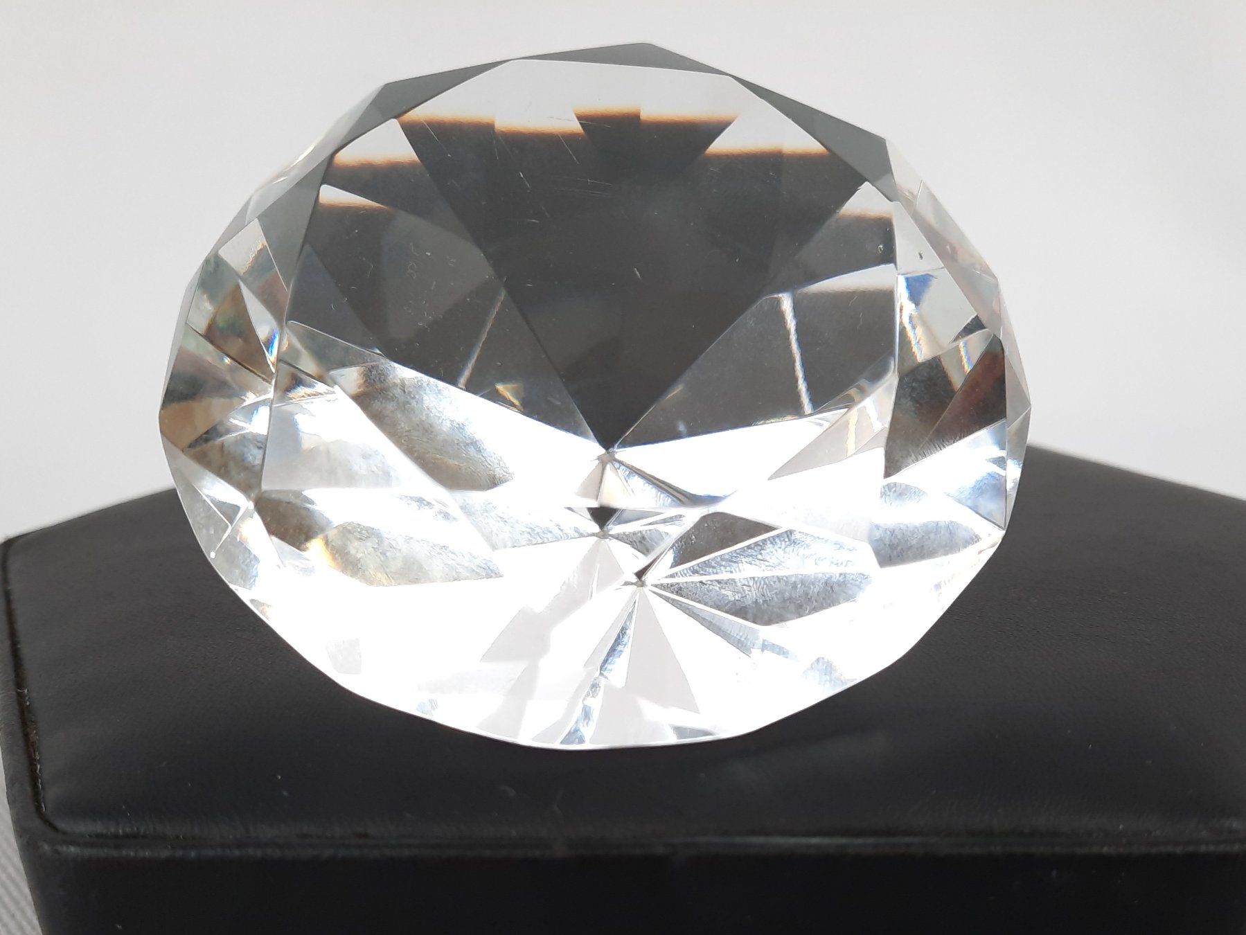 Gläser: 2 Glasdiamanten weiss – Gebraucht aus Beinwil am See von Restwert_Beinwil 2