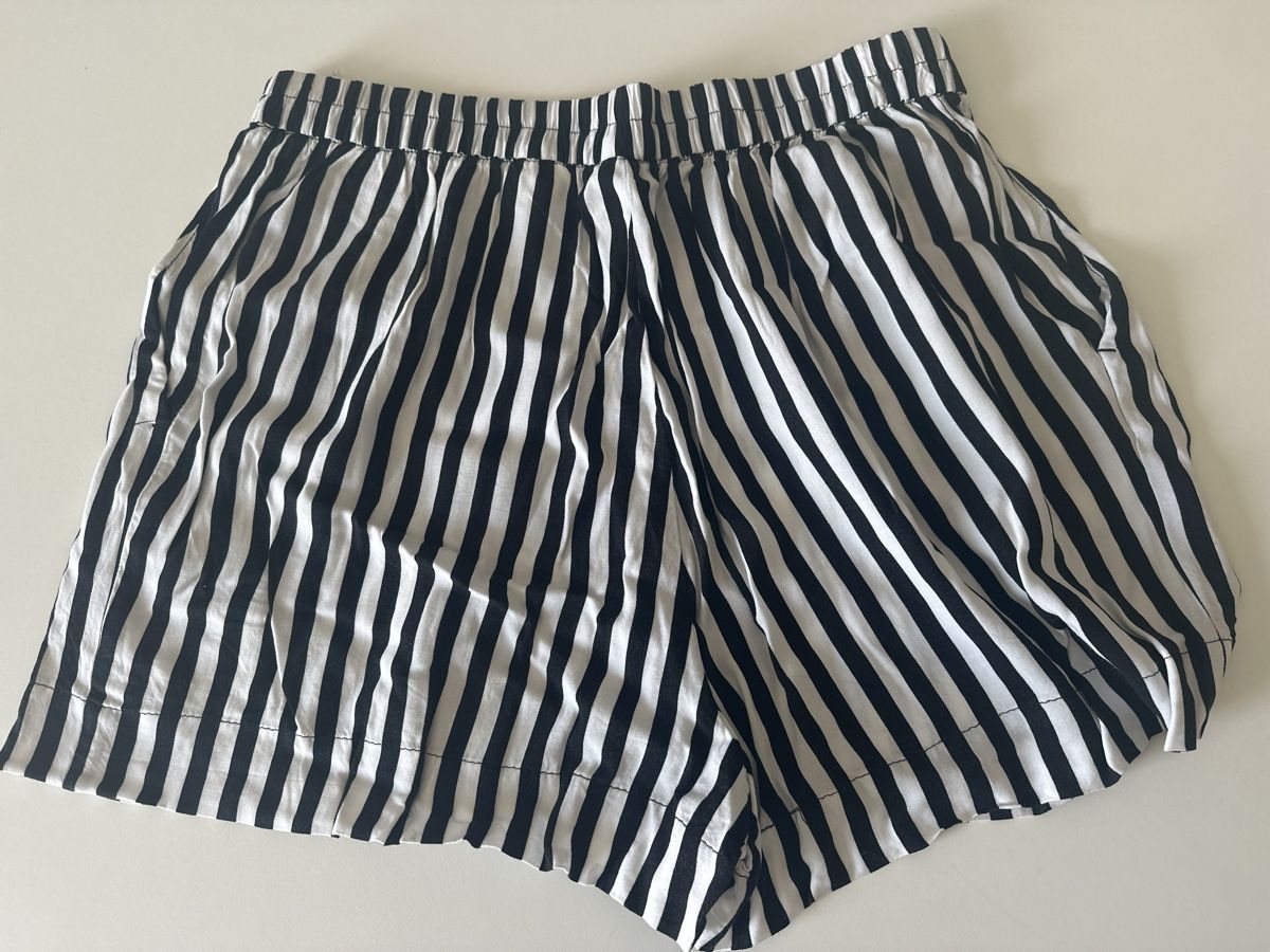 H&M Pantaloni: Streifenshorts Gr. 40  – Usato da Wangen SZ venduto da futura14 1