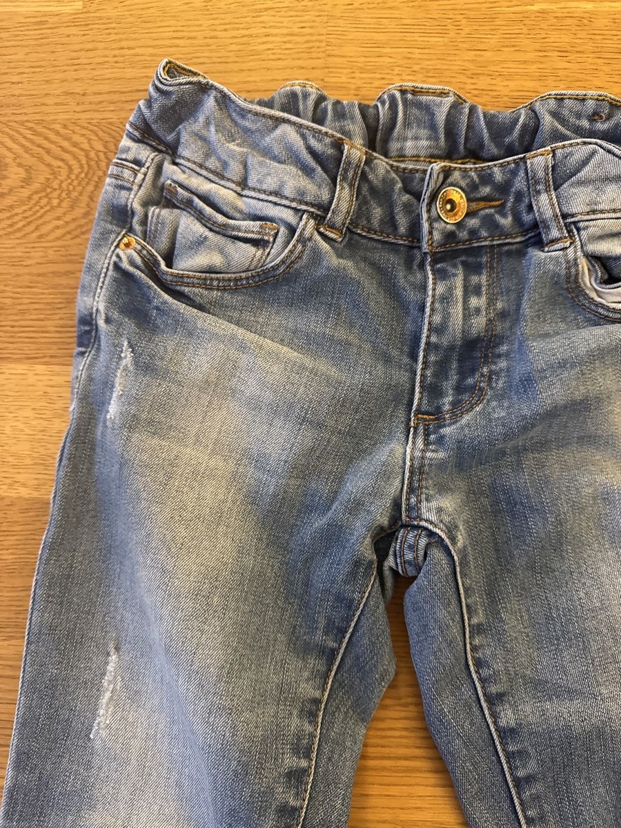 Zara Hosen: ZARA GIRLS JEANS 140 – Gebraucht aus Hüttikon von MacDani 1