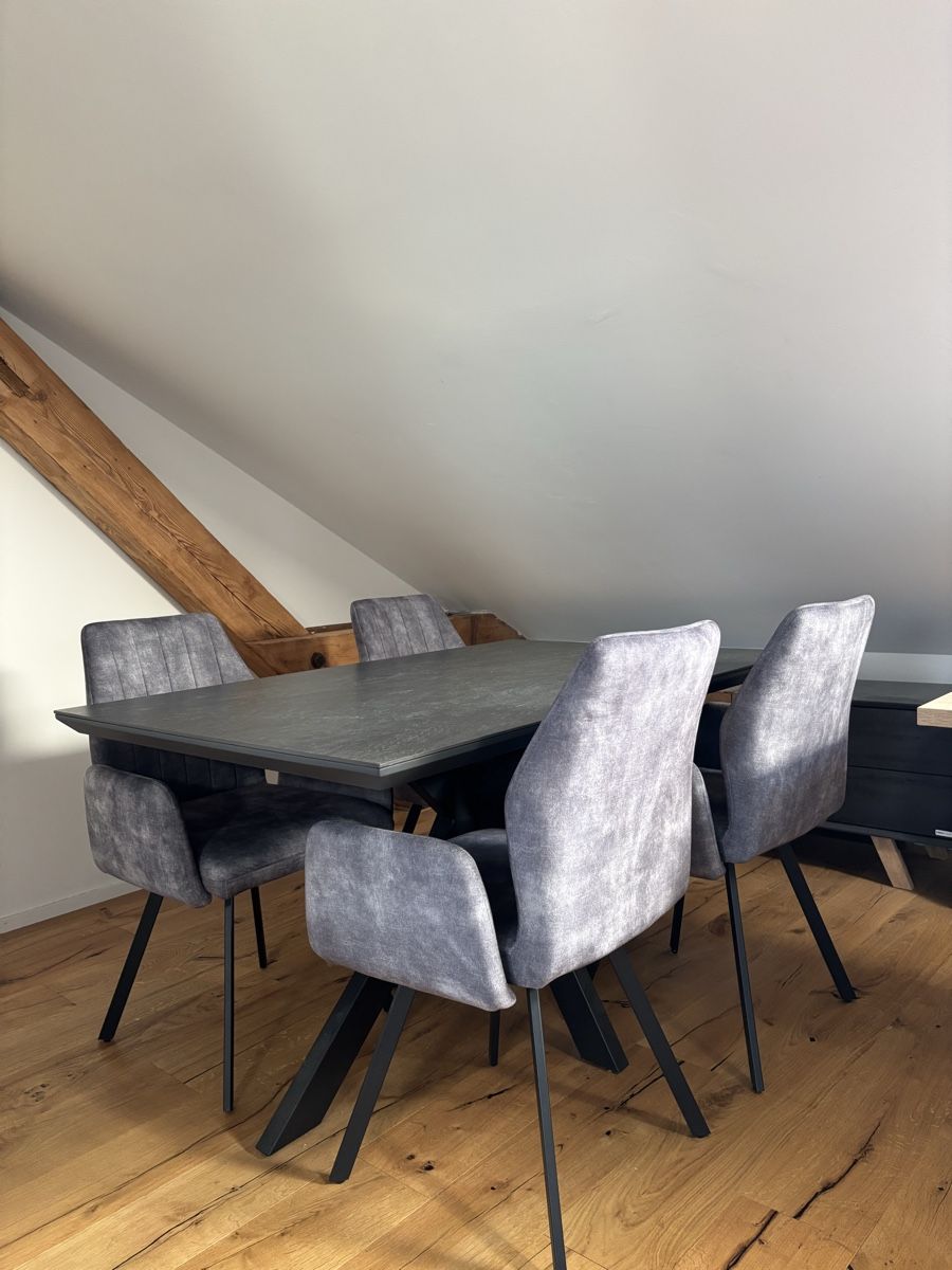 Tavoli: Esstisch + Stühle  – Nuovo (secondo la descrizione) da Schaffhausen venduto da kla_qy7d 1