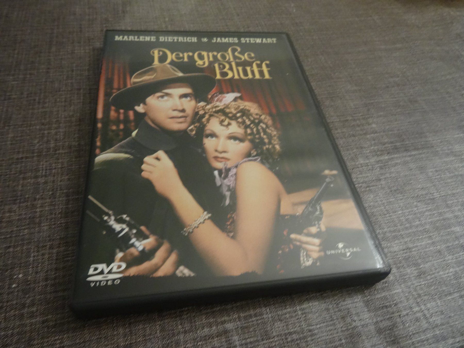 Tutti i DVDs: DVD Der Grosse Bluff DVD – Usato da Olten venduto da Disc-Verkauf