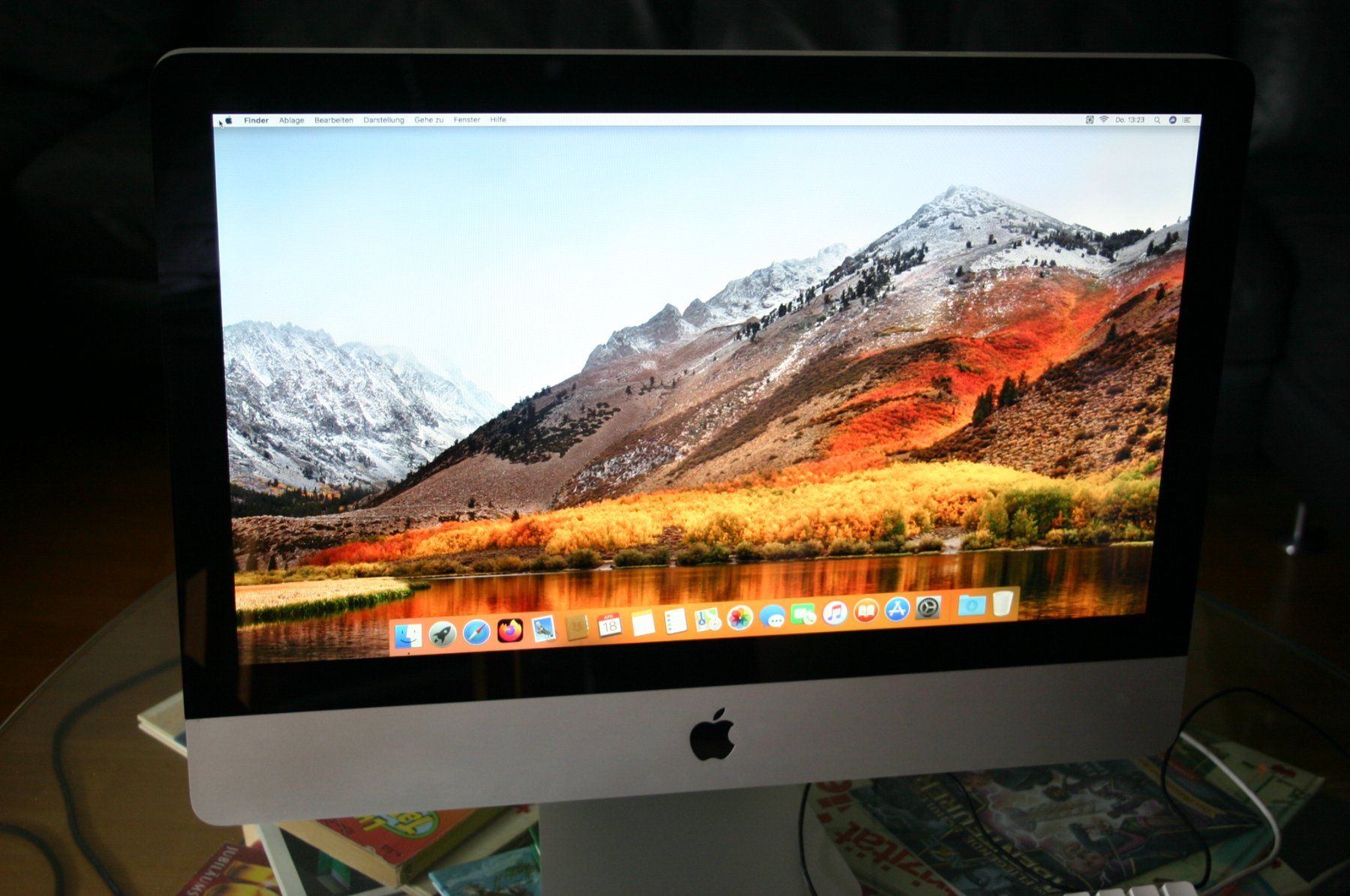 Apple PCs: iMAC 21.5 Zoll inkl. Office 2019 – Gebraucht aus Stettlen von  1