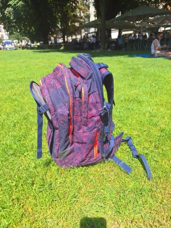Schultasche SATCH erweiterbar mit Reissverschluss