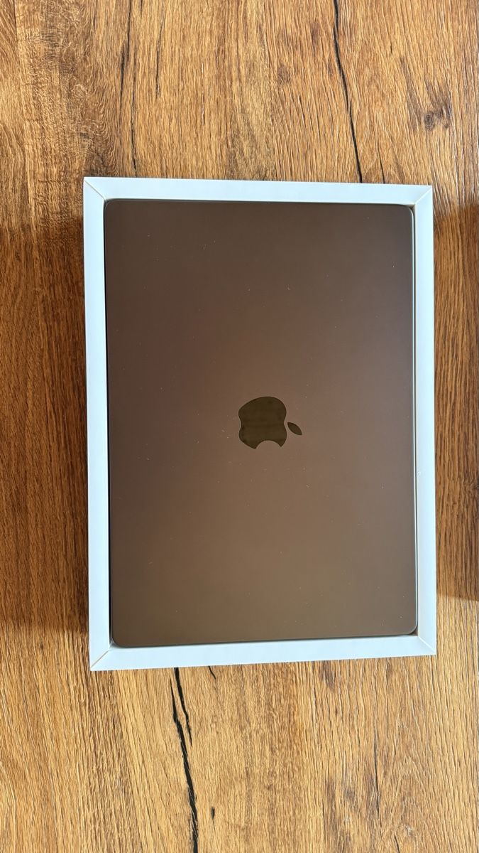 Apple Portables: MacBook Pro 14 pouces noir, comme neuf – Neuf (Voir description) à Tavannes par jer_8jp2 2