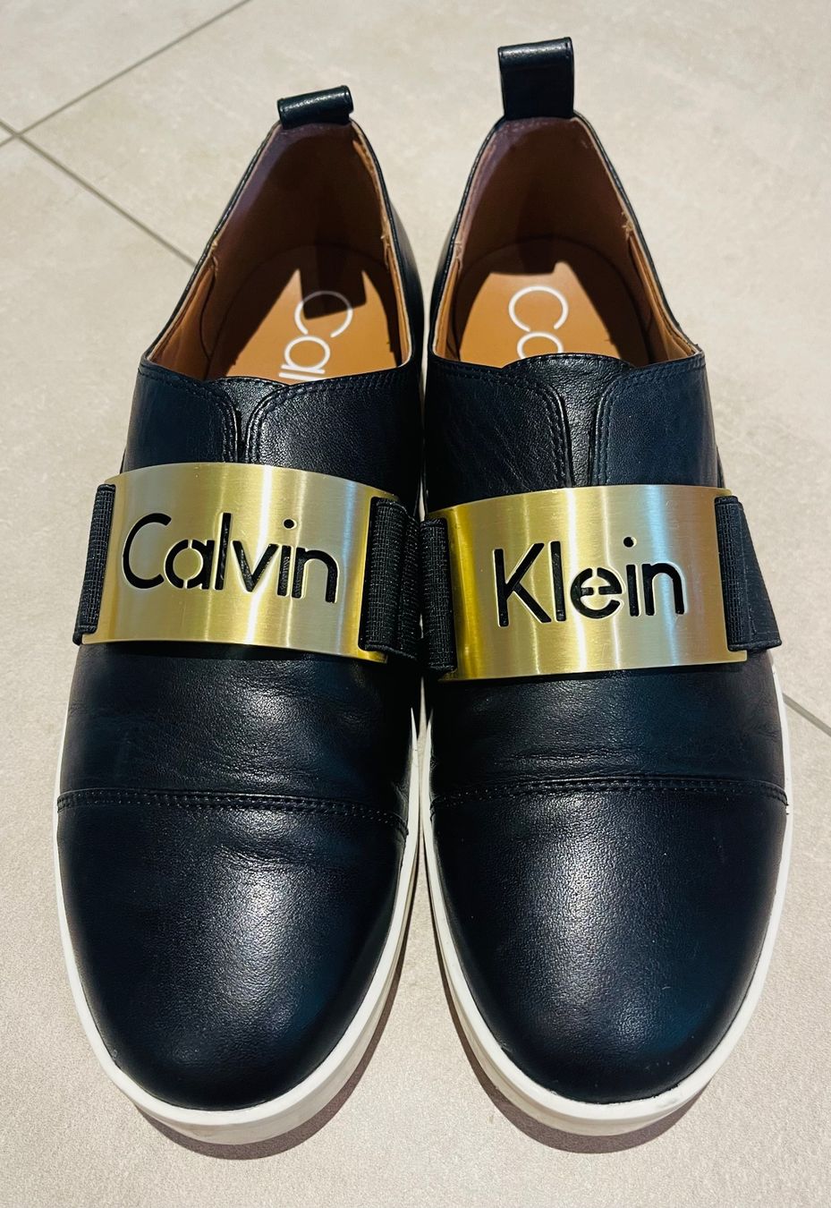 Calvin Klein Scarpe da donna: Damen Leder Schuhe  Calvin Klein grosse 40 – Usato da Leibstadt venduto da Ukrainelvivvorever