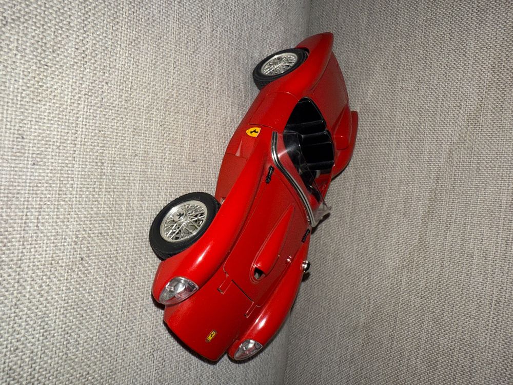 Ferrari 250 Testa Rossa 1957 Mille Miglia #330 1/18 Burago, Occasion