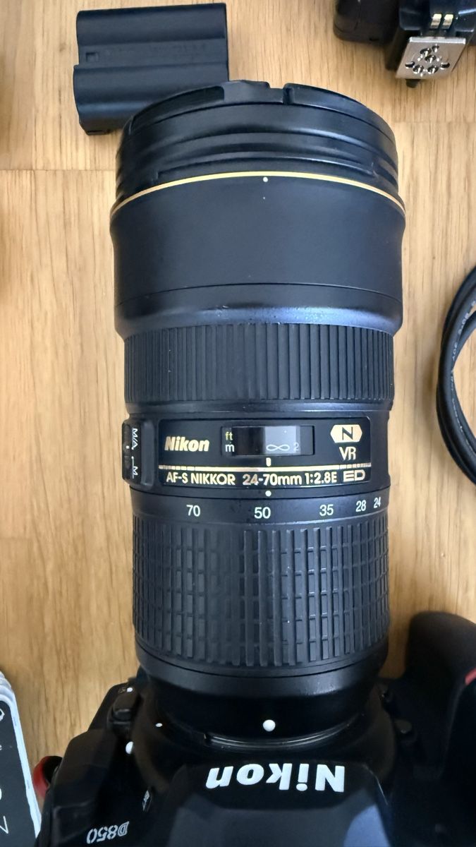 Nikon Fotocamera: Nikon D850 Set mit 3 Objektiven, Tasche & Blitz, etc. – Usato da Bolligen venduto da Brunski 5