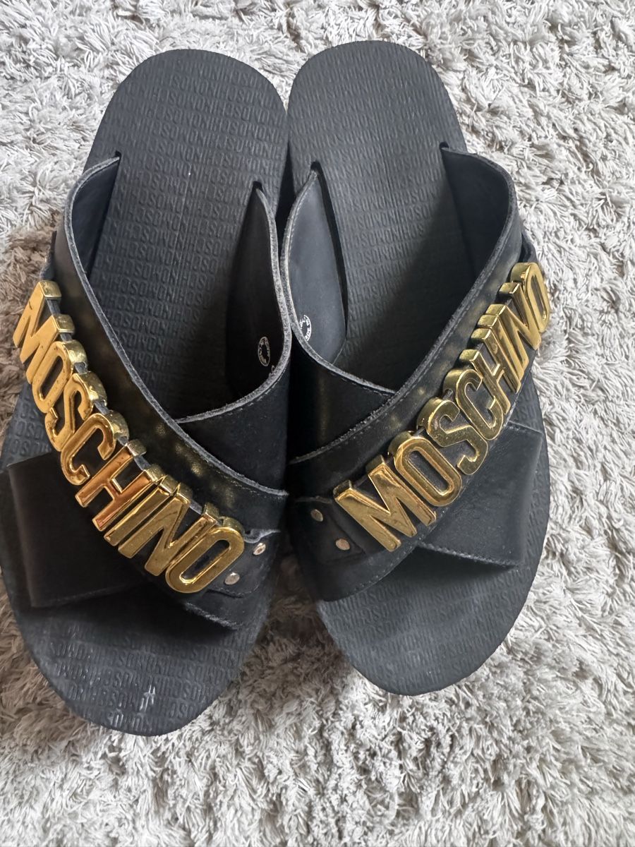 Damenschuhe: Moschino gr 38 – Gebraucht aus Münchenstein von By.gabriela.v 3