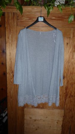 schöne Long Jacke (Jäggli) Gr L/42 Laura Tarela mit Spitze
