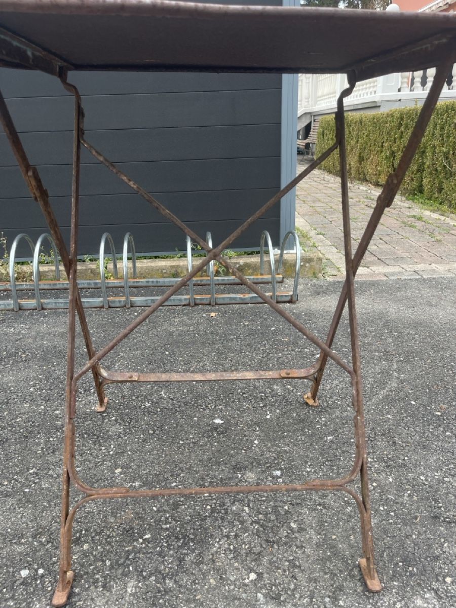 Tische: Table de jardin vintage, pliante, rivée , à restaurer! – Gebraucht aus Bex von epsonstylus 2