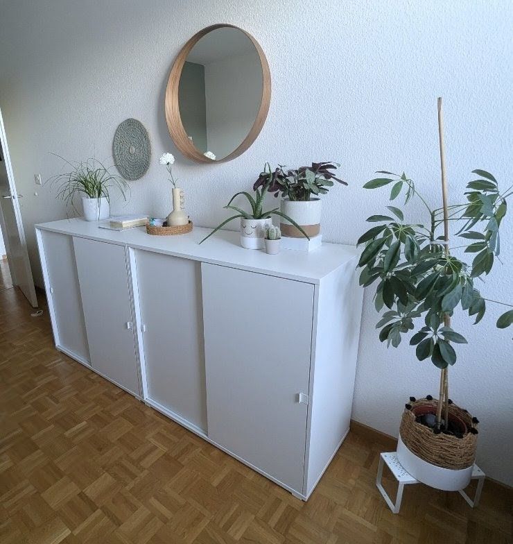 Kommode mit Schiebetüren (2x), IKEA Vihals (D'occasion) à Zürich pour CHF 160 – retrait uniquement