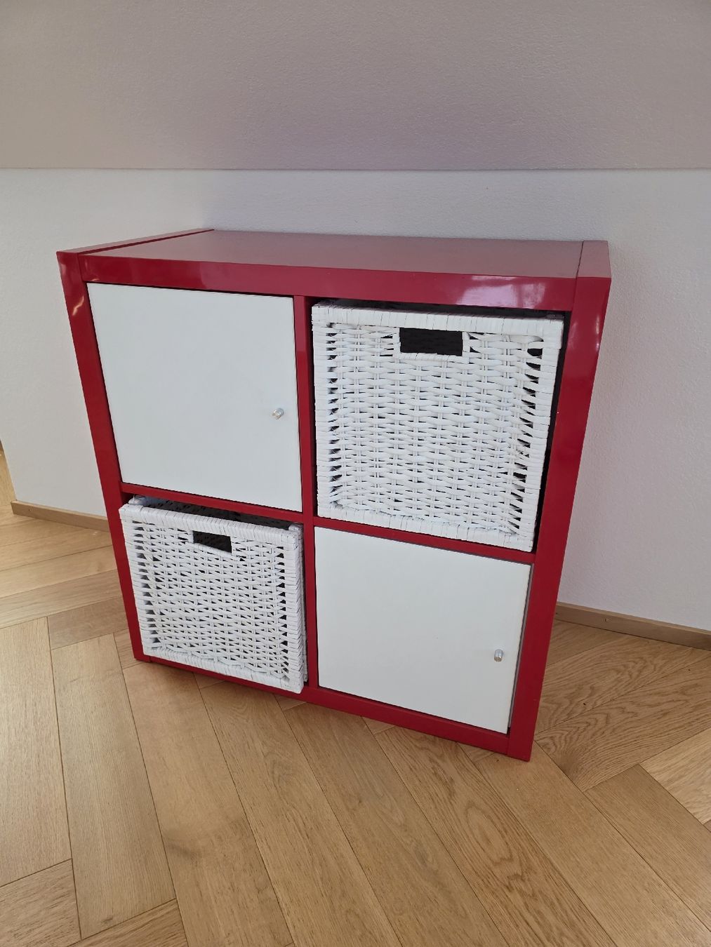 Ikea Regale: Kallax rot glanz – Gebraucht aus Sempach von Metallady86