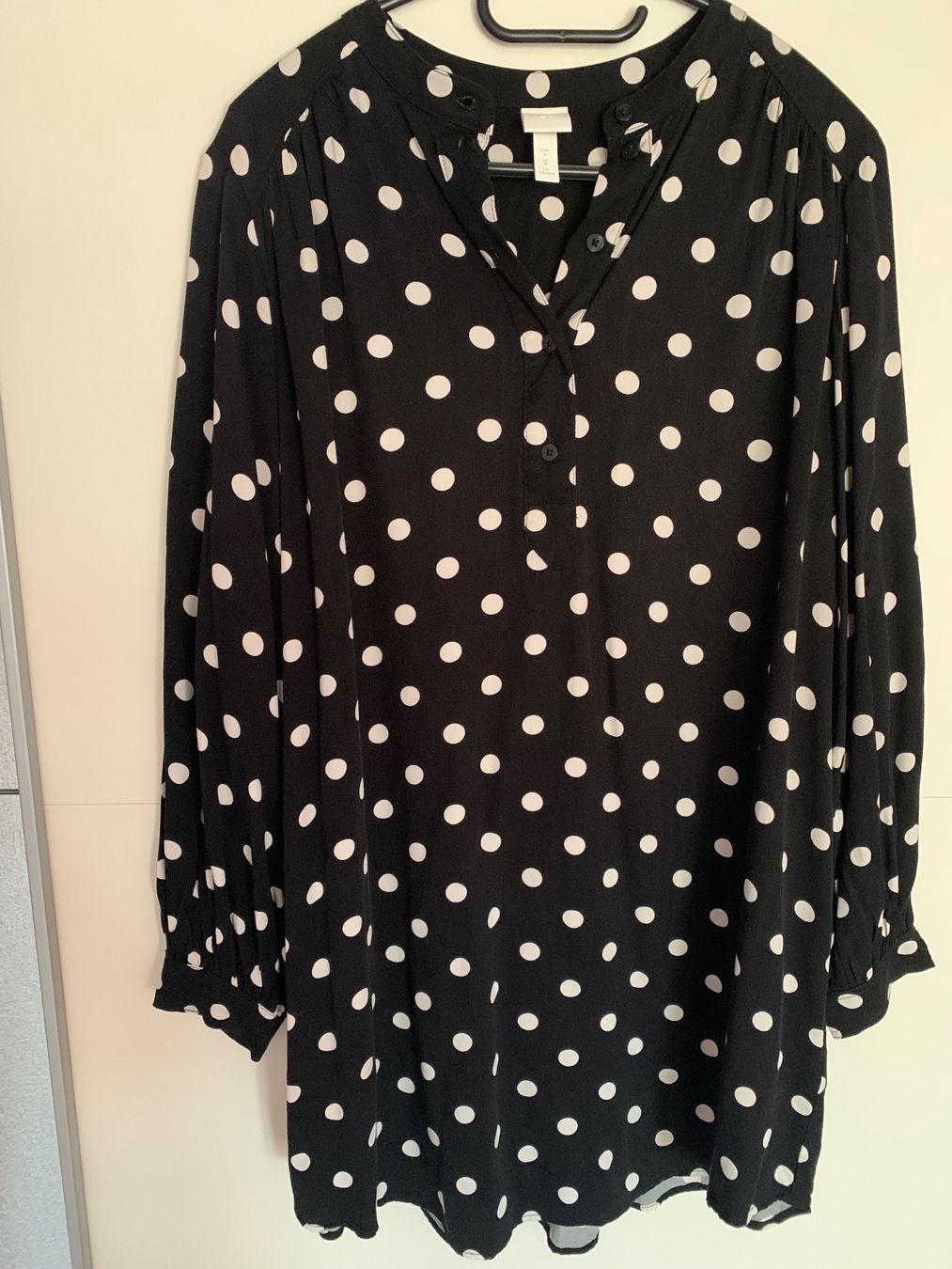 H&M Tuniche: Tunika Damenkleid, Gr. M – Usato da Thayngen venduto da Liv-24