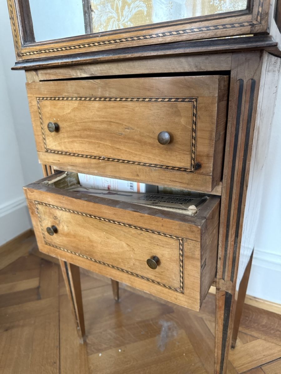Vitrinen: Vitrine Louis XVI – Gebraucht aus Basel von Ramses1179 4