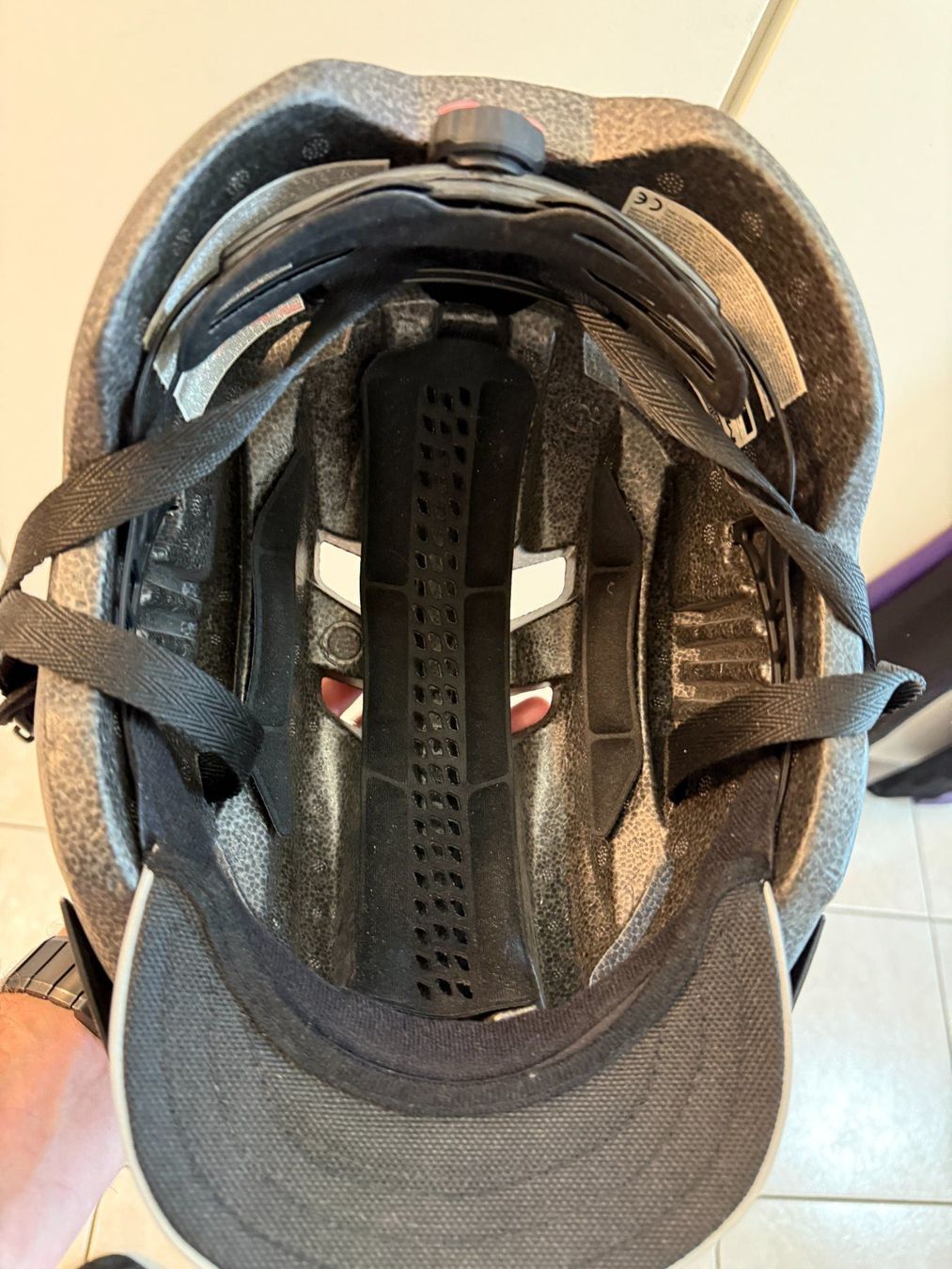 Caschi: Casque vélo large 58-62 – Usato da Lausanne venduto da bru_s6dg 1