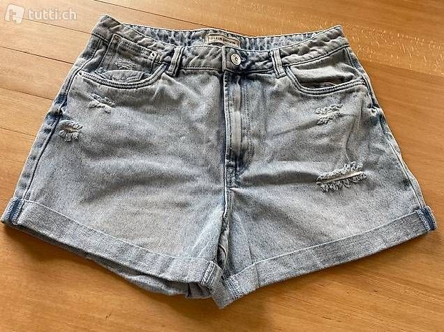 Jeans: Denim Shorts Gr. 38 – Usato da St.Gallen venduto da NOVEMBER01
