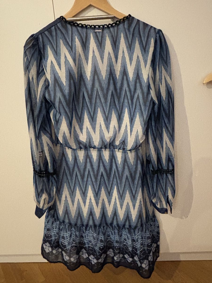 Liu Jo Vestiti: Neues Liu Jo Kleid in Grösse 38 – Nuovo (secondo la descrizione) da Luzern venduto da Qazwsx 4