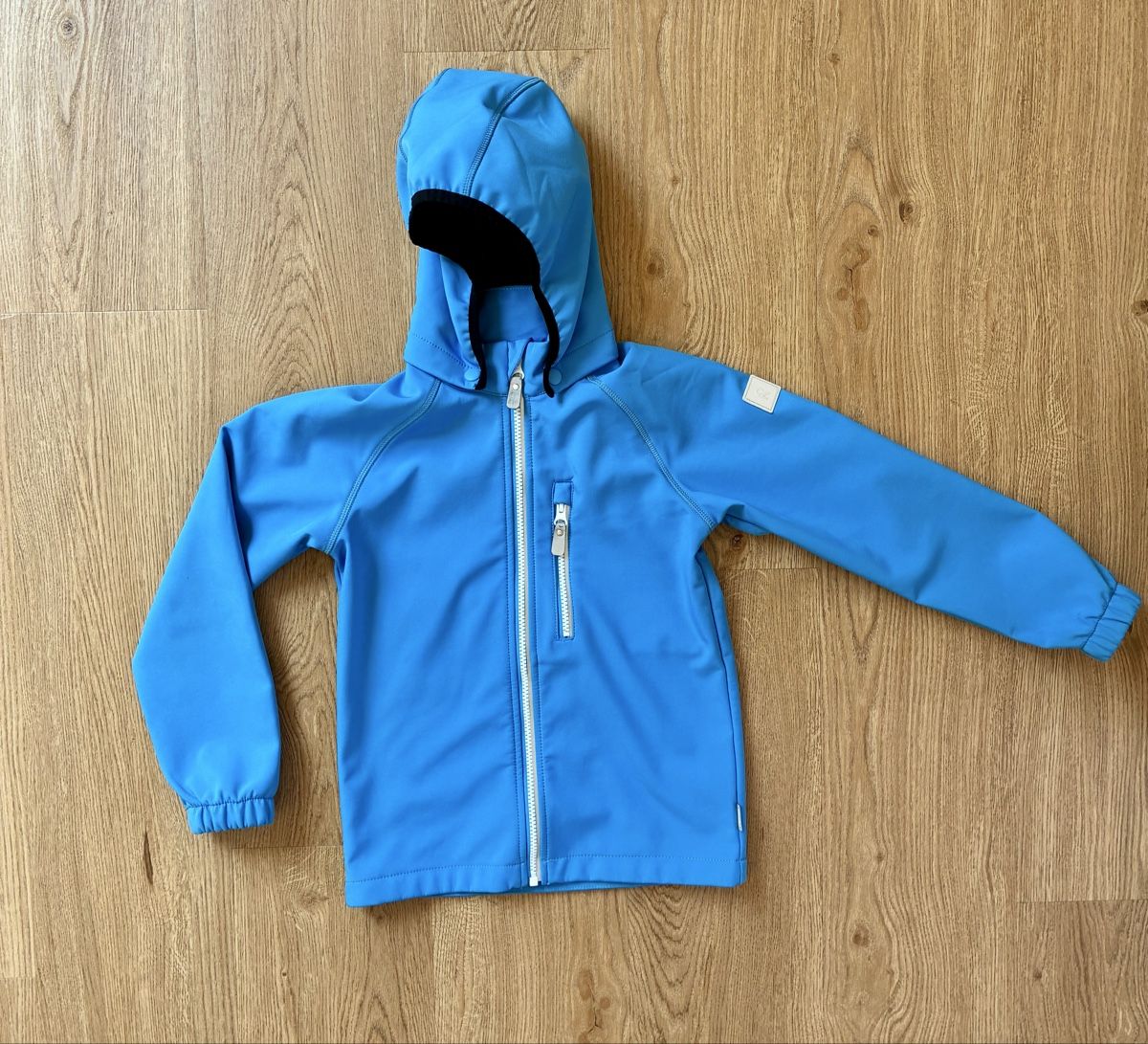 Reima Vestes & Manteaux: Reima Softshelljacke Vantti Grösse 128 – D'occasion à Witterswil par Livee