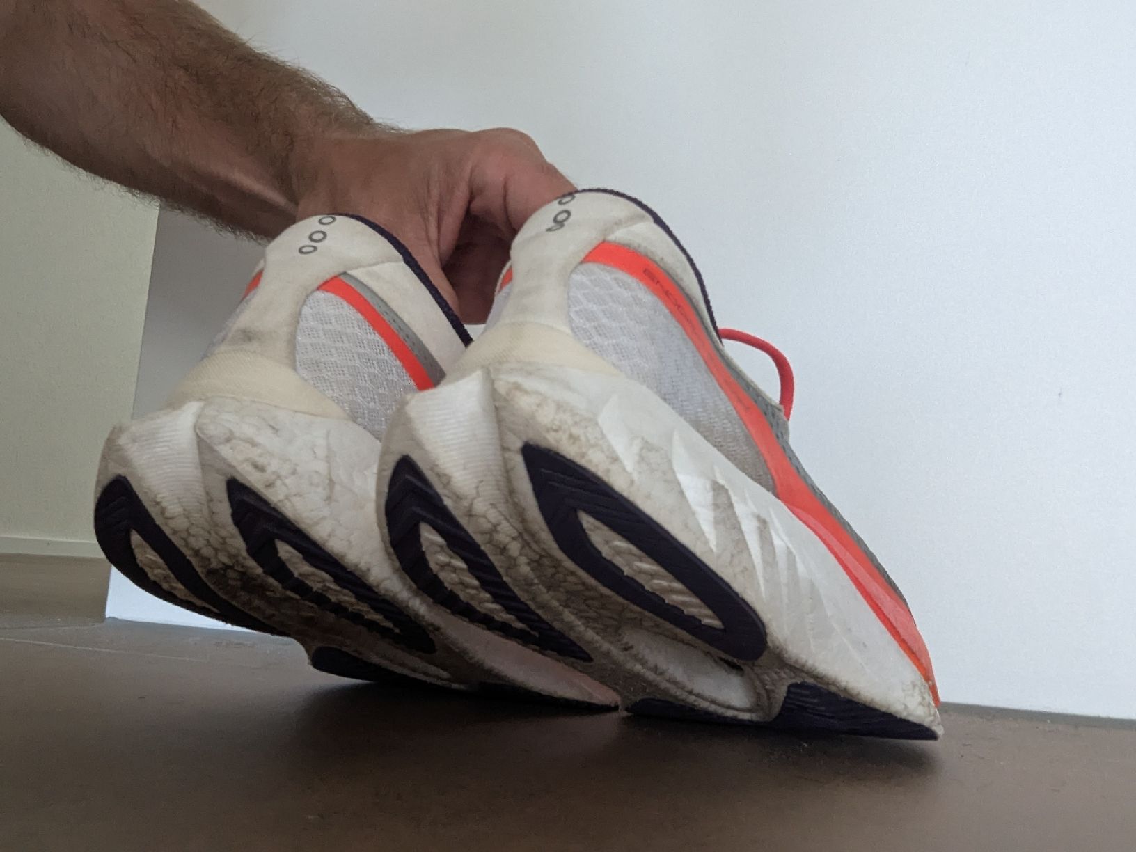 Saucony Herrenschuhe: Saucony Endorphin Pro 3 (Carbon) – Gebraucht aus Hunzenschwil von Limitless15 3